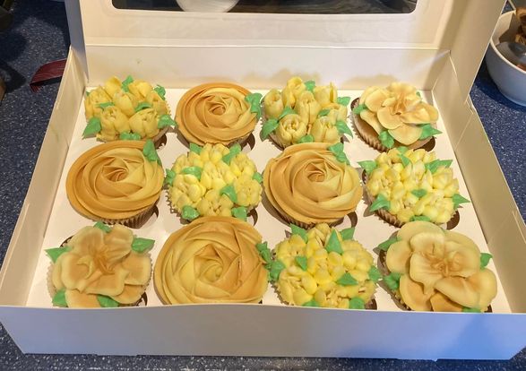 Yellow lemon cupcakes